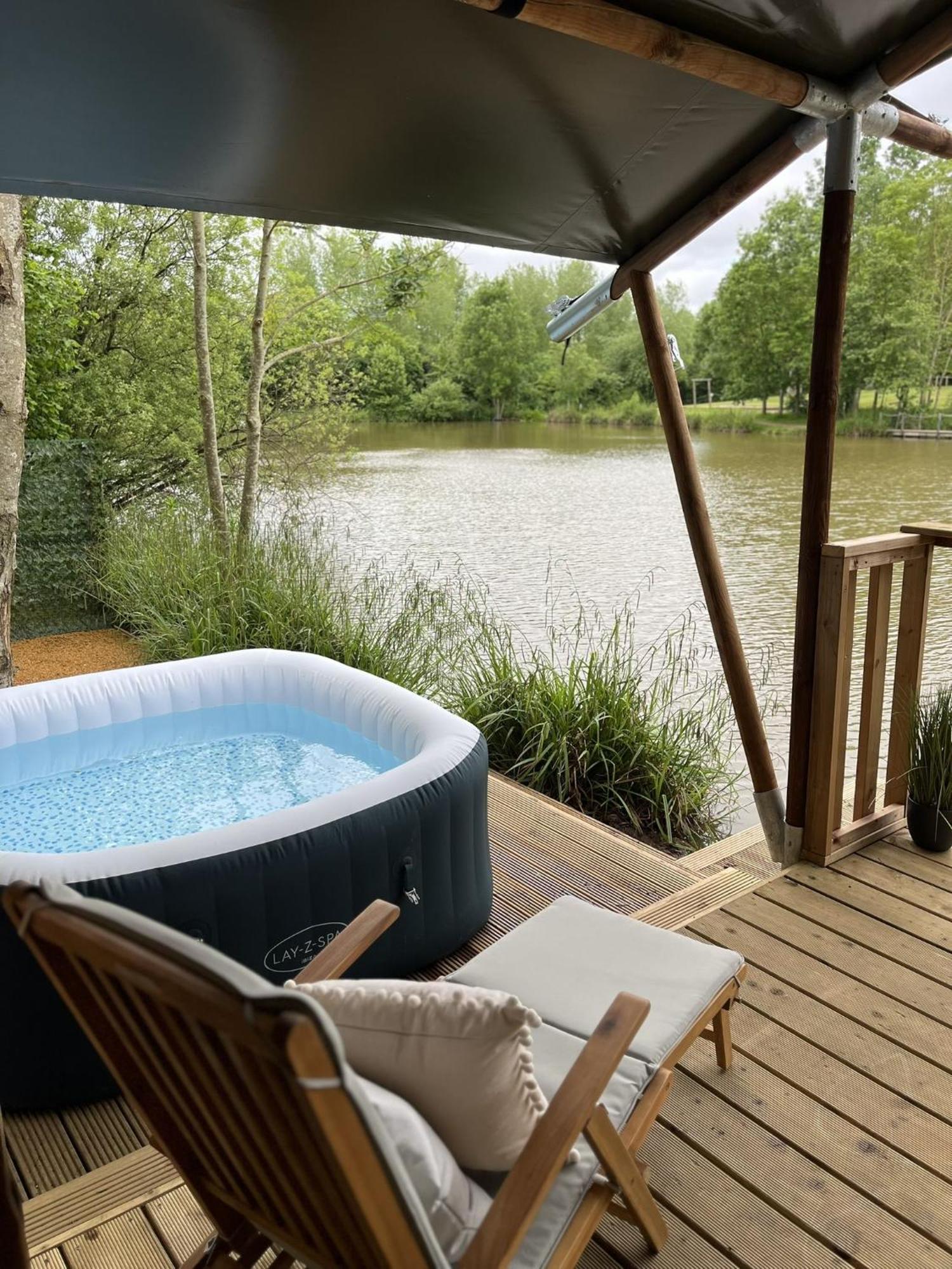 Teal Safari Tent Droitwich Eksteriør billede
