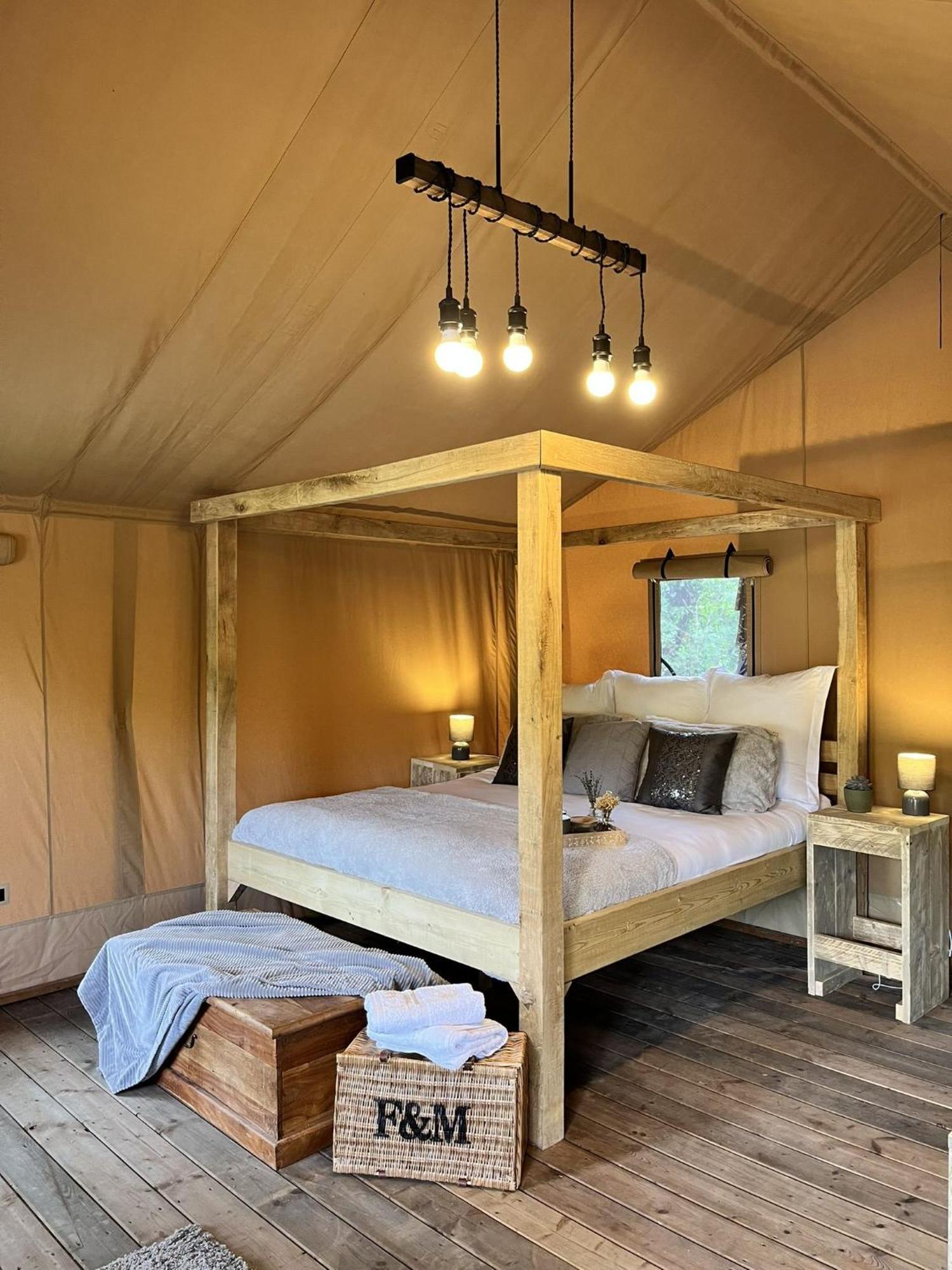 Teal Safari Tent Droitwich Eksteriør billede