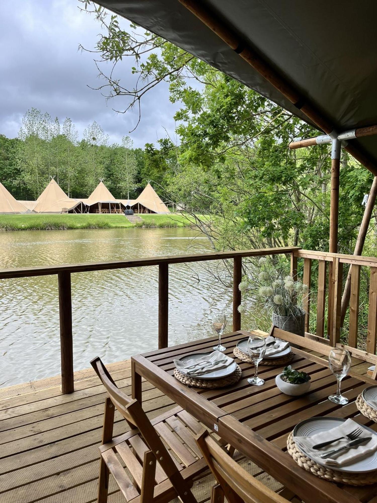 Teal Safari Tent Droitwich Eksteriør billede